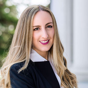 Juliana Londoño-Vélez headshot